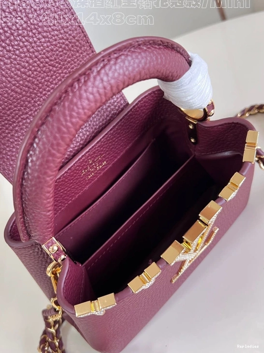 Cheap MINI-21*14*8CM VUITTON CAPUCINES LOUIS 0710